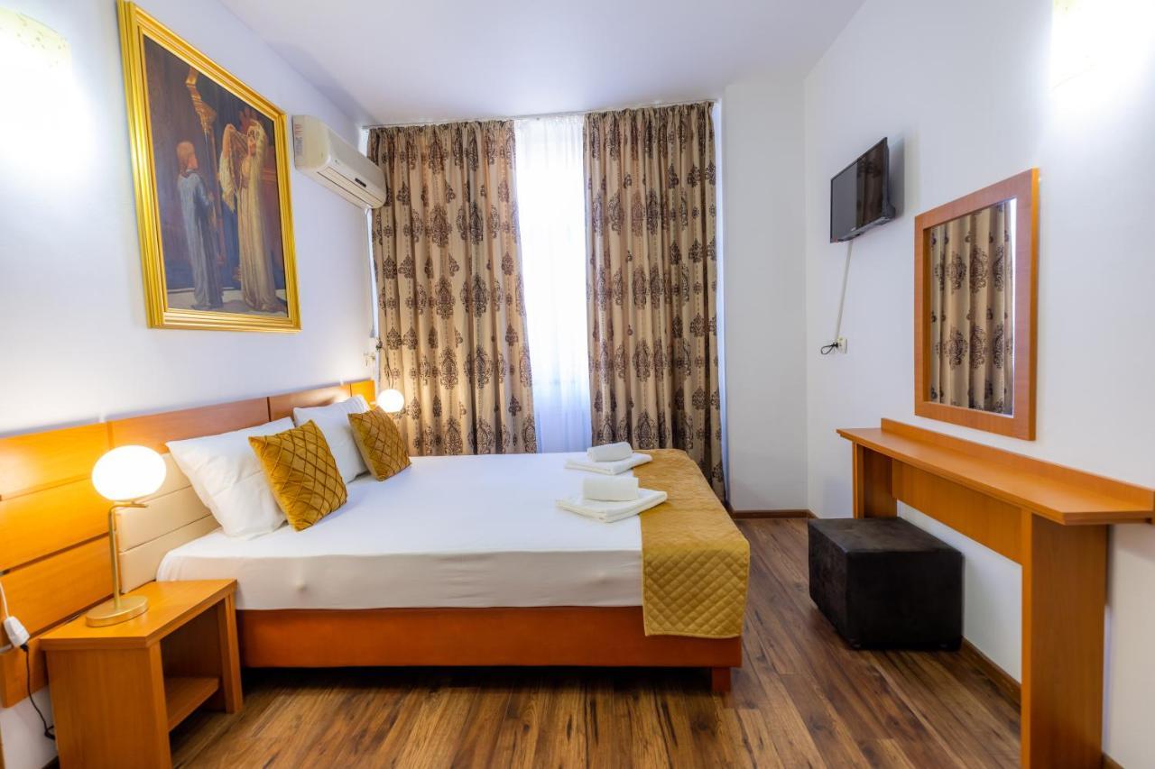Hotel Sir Lujerului Bucureşti Ngoại thất bức ảnh
