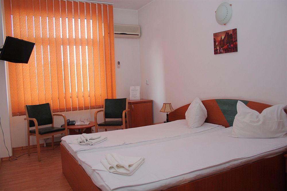 Hotel Sir Lujerului Bucureşti Ngoại thất bức ảnh