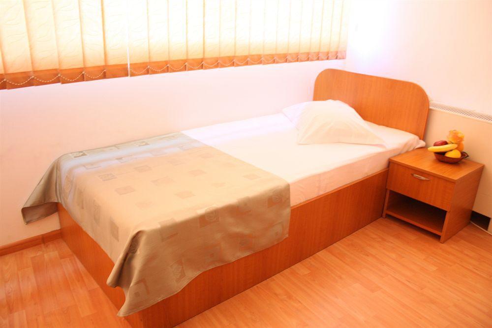 Hotel Sir Lujerului Bucureşti Ngoại thất bức ảnh