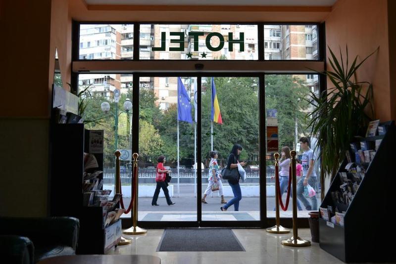 Hotel Sir Lujerului Bucureşti Ngoại thất bức ảnh